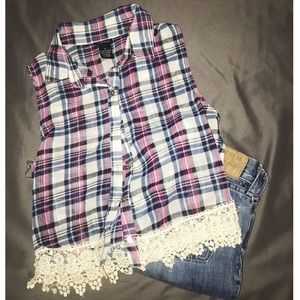 Rue21 Cute Crop top!!